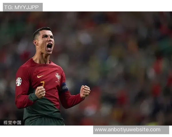 C罗社交媒体庆祝击败爱尔兰再下一城鼓励队友继续努力奋战