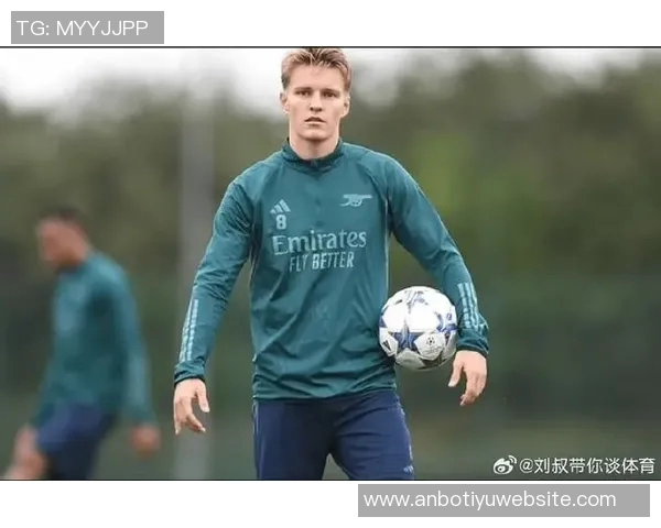 厄德高带伤坚持比赛十分钟后离场预计缺席六周影响七场赛事 厄德高带伤坚持比赛十分钟后离场预计缺席六周影响七场赛事